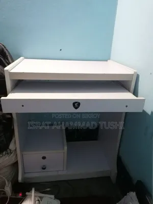 ছোট কম্পিউটার টেবিল Urgent Sell