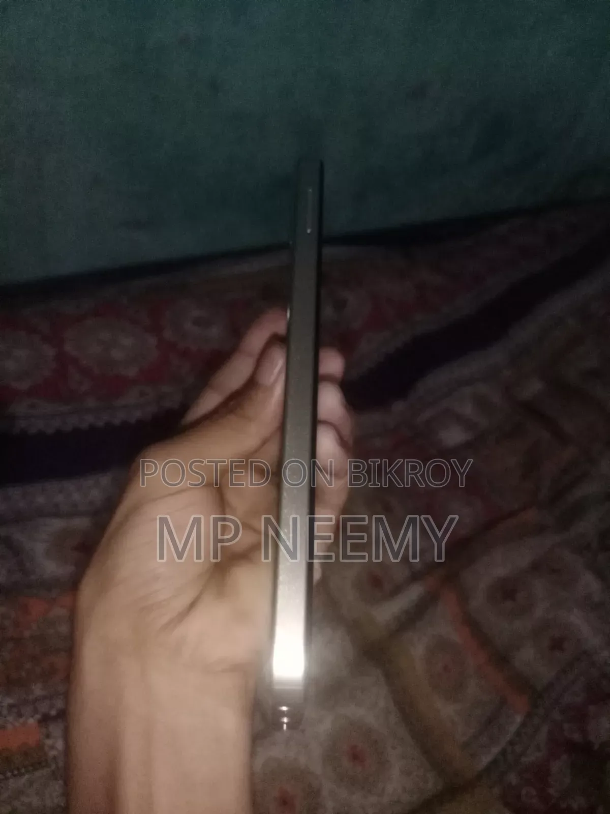 আইটেল এ১০০সি ৬৪ জিবি সিলভার