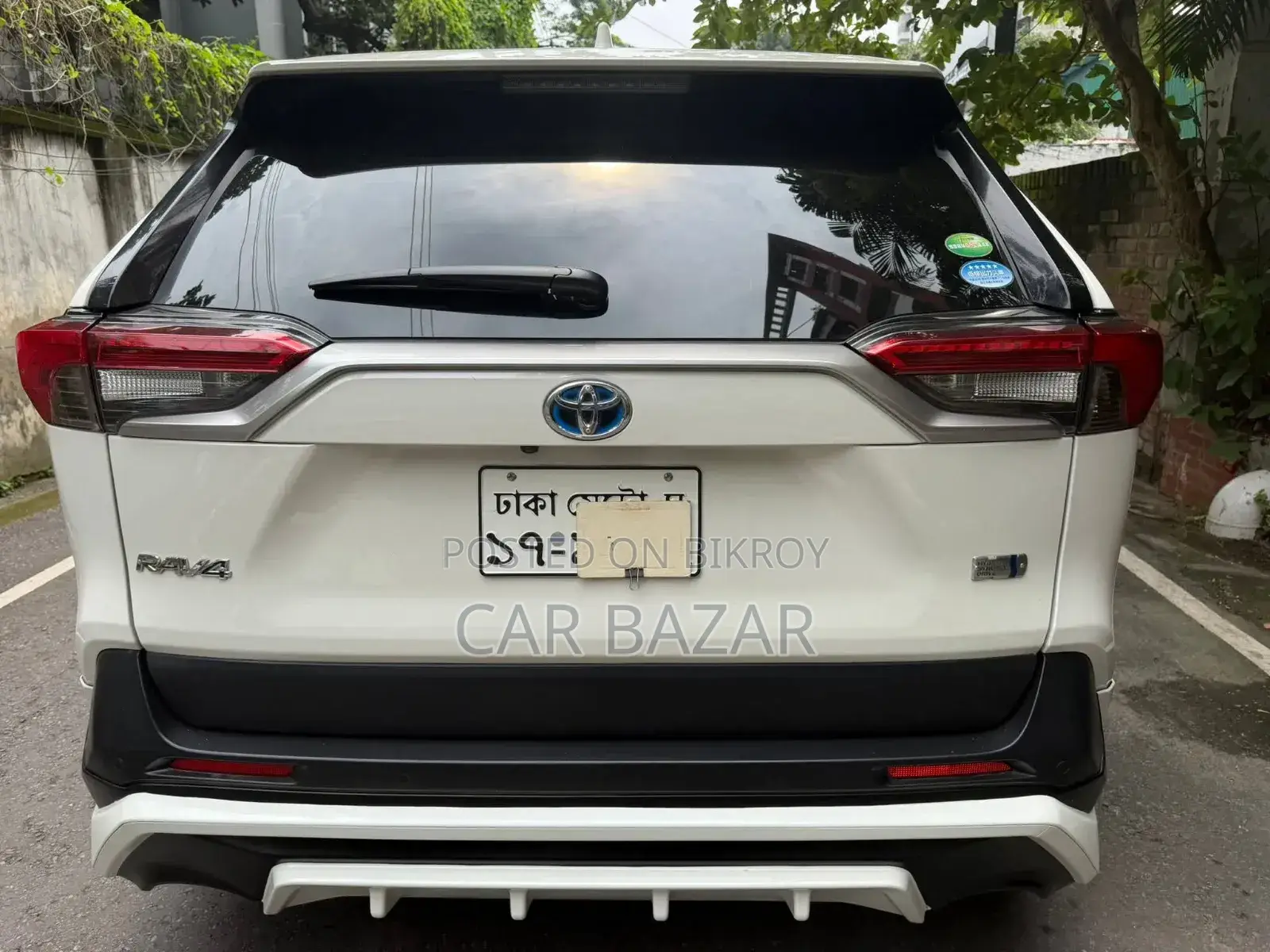 টয়োটা আরএভি৪ ২০১৯ সাদা