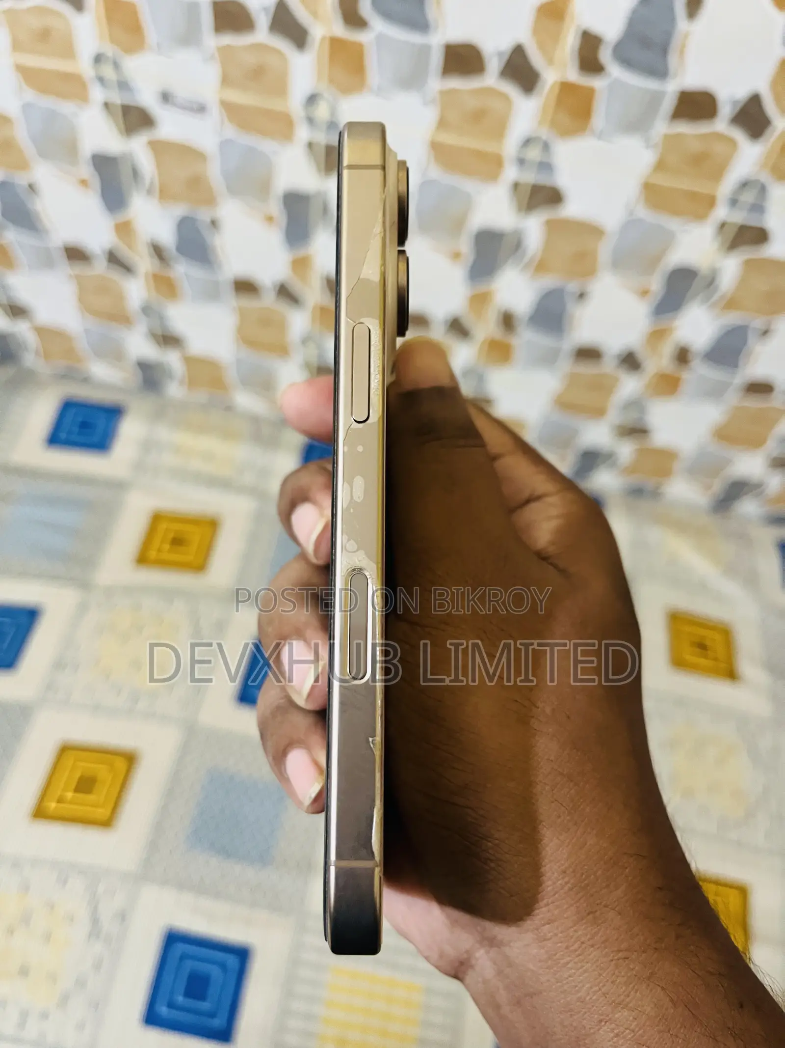 অ্যাপল আইফোন ১৬ প্রো অ্যাপল কেয়ার+ সহ