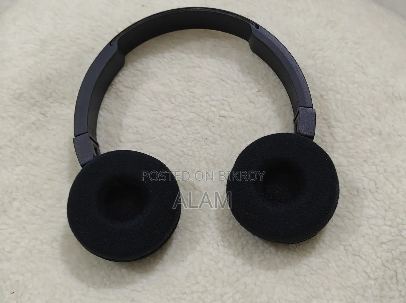 JBL Bluetooth Headphone