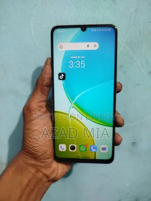 Vivo Y04 128 GB Silver