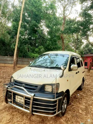 Toyota Noah 2007 Off White