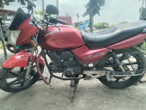 Runner Bullet 100 2013 Red