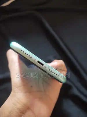 Apple iPhone 11 64 GB