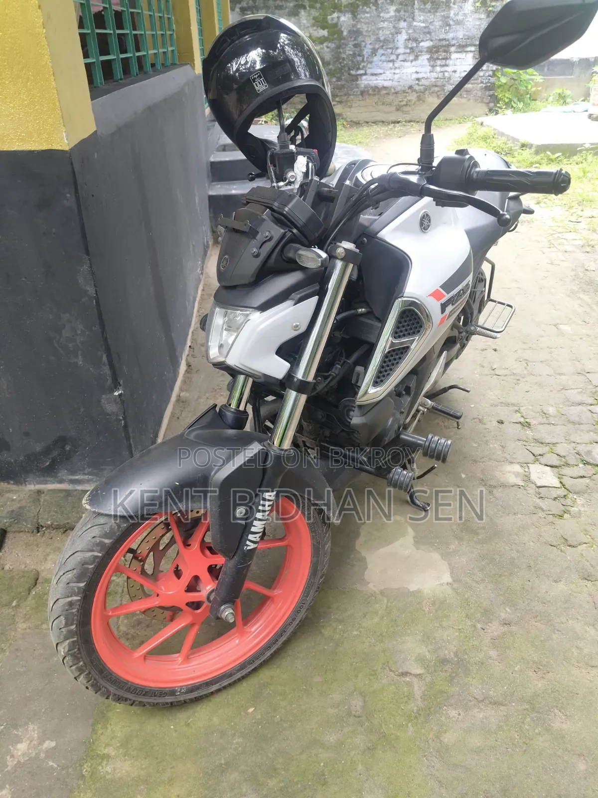 Yamaha FZ 2025 White