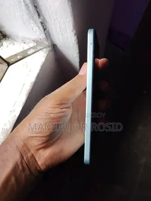Vivo Y18 128 GB