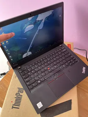 ল্যাপটপ Lenovo ThinkPad T14 G1 ১৬ জিবি ইন্টেল কোর আই৫ এসএসডি ২৫৬ জিবি