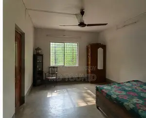 কলারোয়াতে ২ বেডরুমের ফার্নিশড বাড়ি বিক্রয়ের জন্য