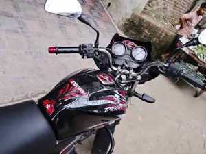 Bajaj Discover 100 2017 Black