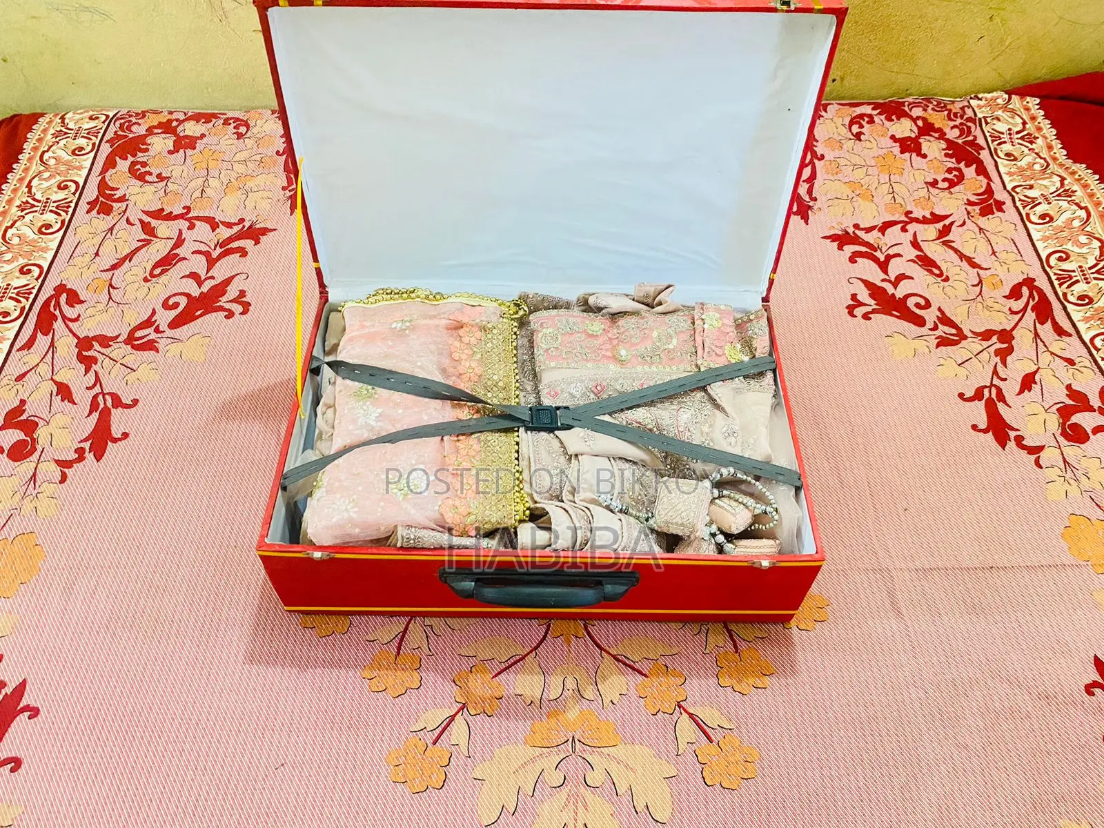 ইন্ডিয়ান স্টাইলিশ লেহেঙ্গা
