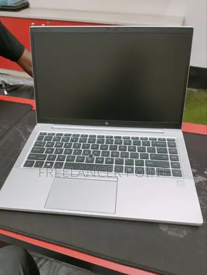 Laptop HP EliteBook 845 G7 8GB AMD Ryzen 7 SSD 256GB