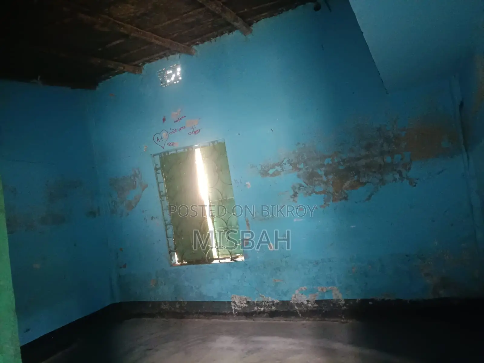 রাজশাহী, নওদাপাড়া-এ সাজানো ৪-বেডরুমের বাড়ি বিক্রয়