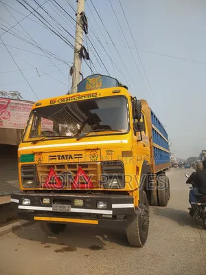 ১০ চাকা ট্রাক টি কিস্তিতে বিক্রি করা হবে।