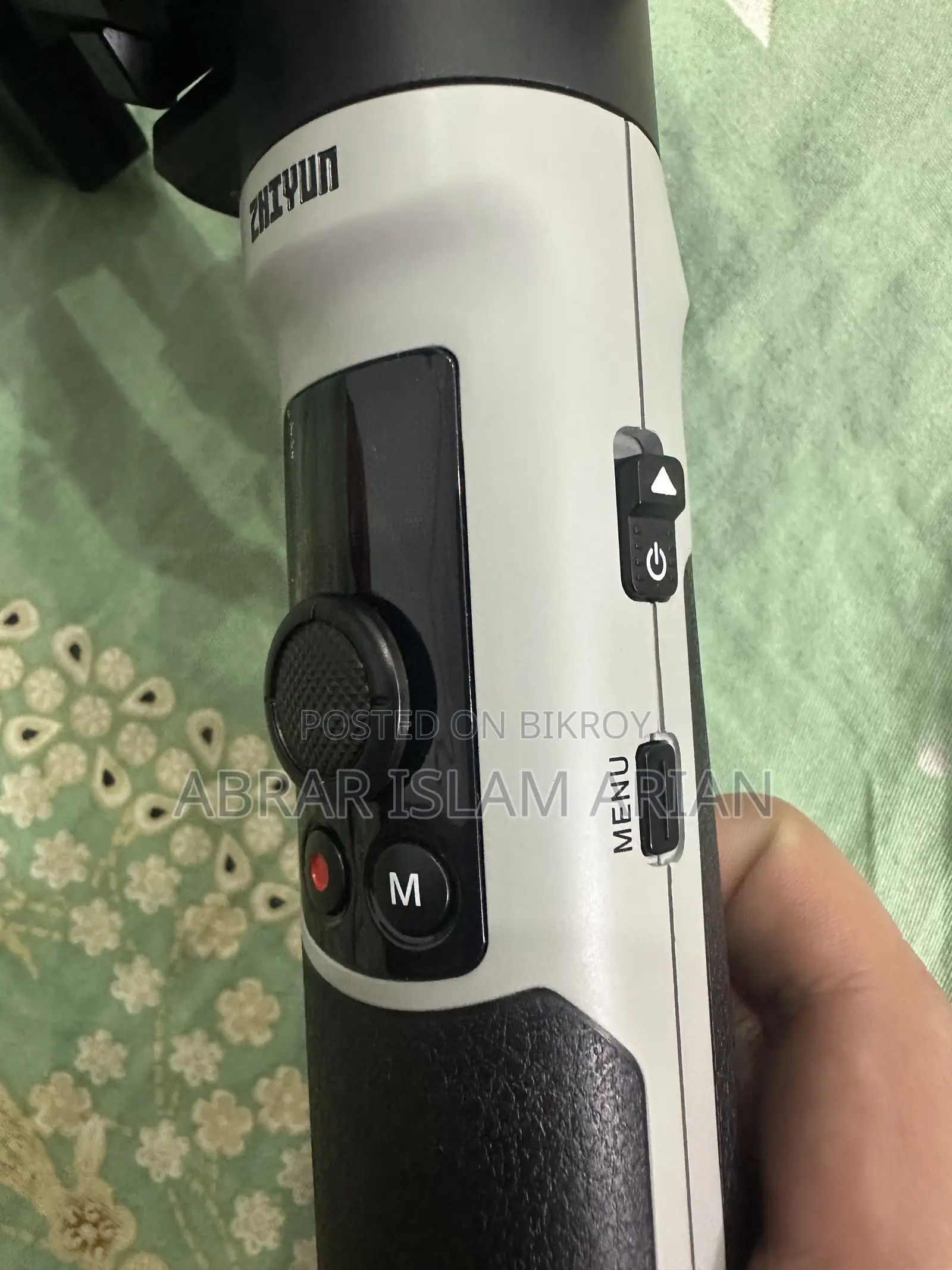 বিক্রয়ের জন্য: Zhiyun Crane M2s গিম্বল