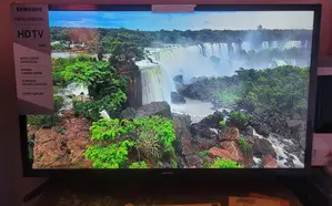 Samsung 32" Basic LED TV + Android TV Box