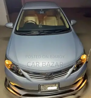 টয়োটা অ্যালিয়ন ২০১৪ নীল