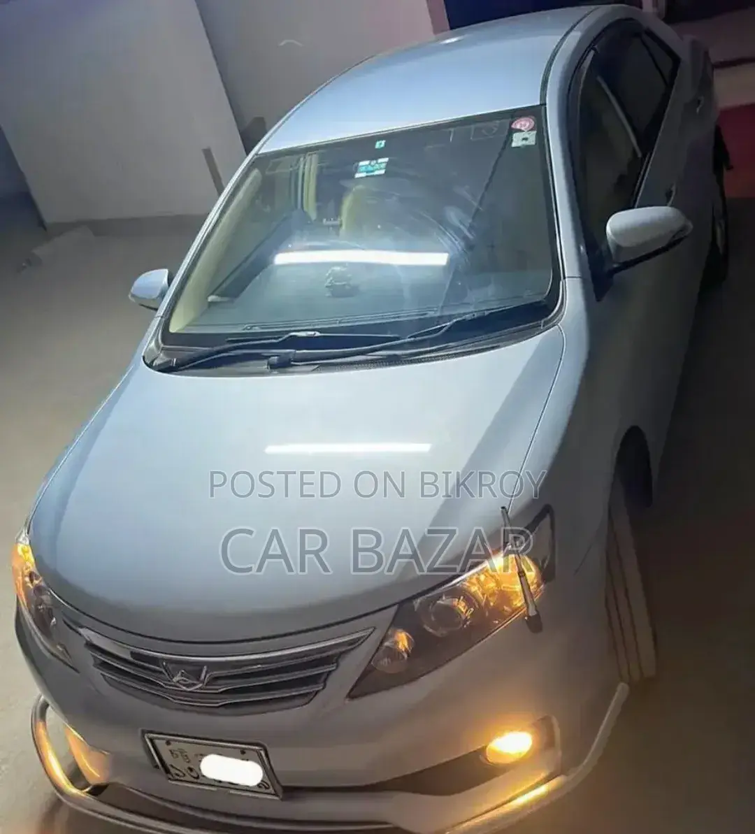 টয়োটা অ্যালিয়ন ২০১৪ নীল