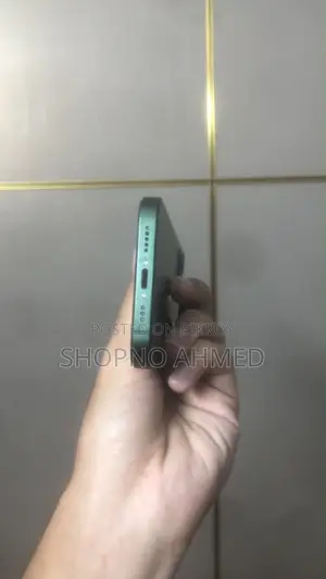 Apple iPhone 13 128 GB Green