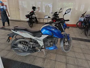 TVS Apache 160 4V 2020 Blue