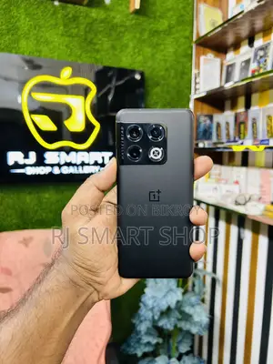 ওয়ানপ্লাস ১০ প্রো ২৫৬ জিবি ব্ল্যাক