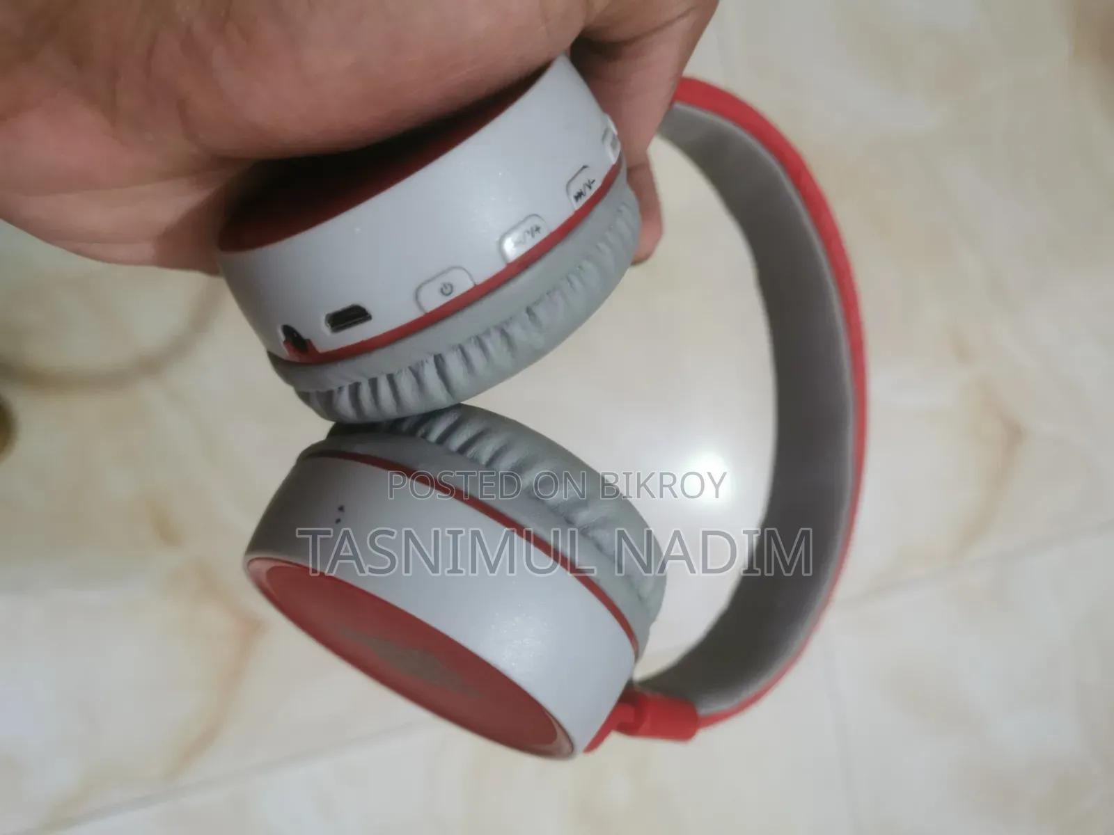 JBL 881a Bluetooth Headphone