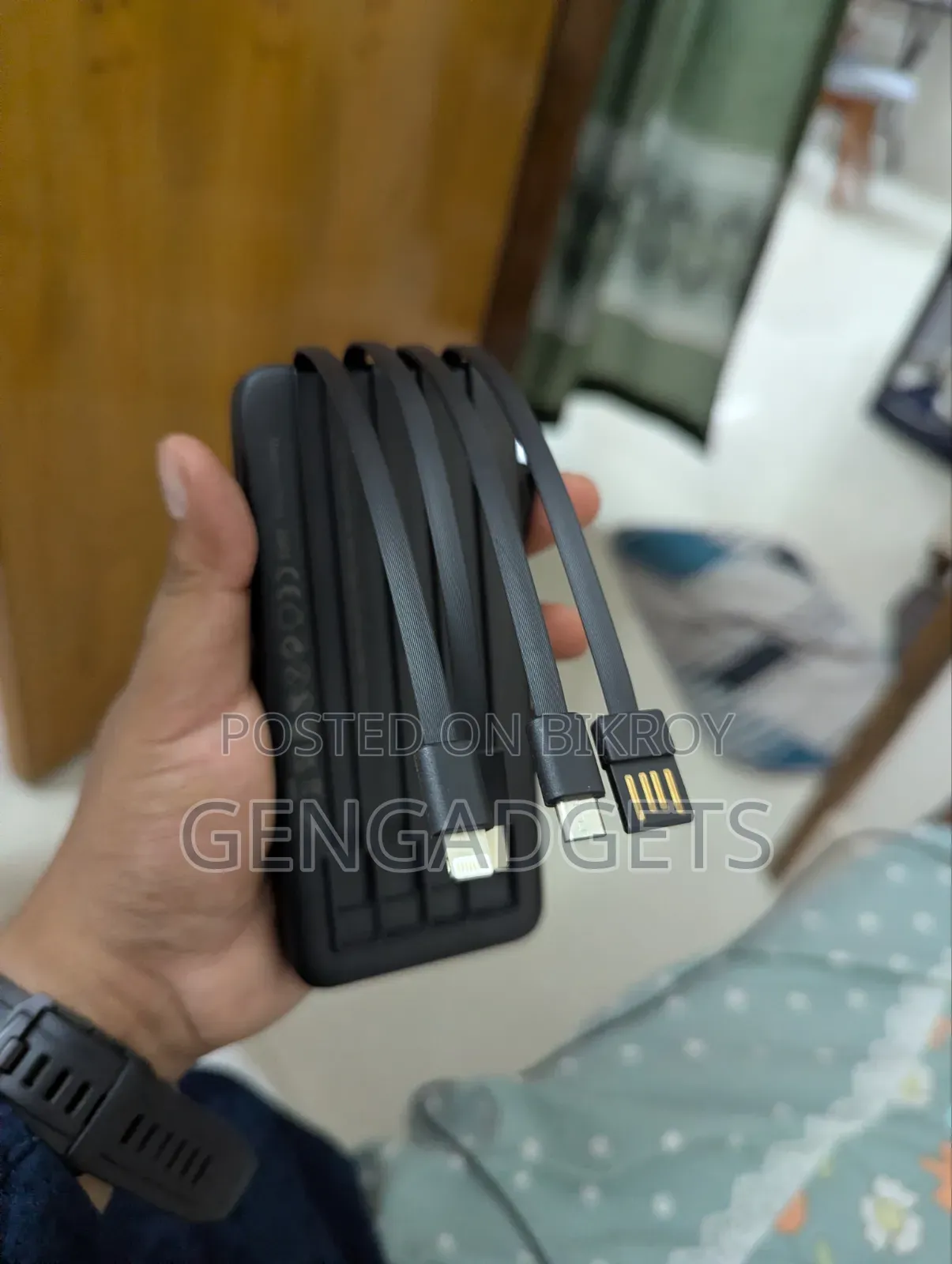 পাওয়ার ব্যাংক - ভেন ডেন্স ভিডি-পিবি০৫৮, ১০০০০এমএএইচ ফাস্ট চার্জিং, ৪ ক্যাবল