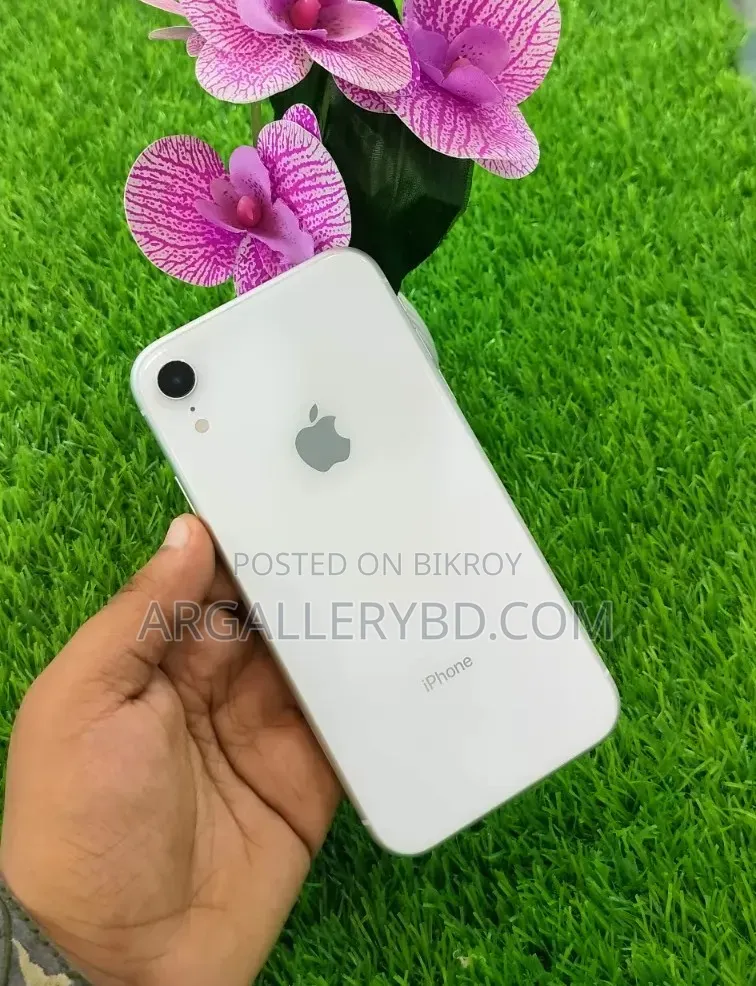 Apple iPhone XR 128 GB White