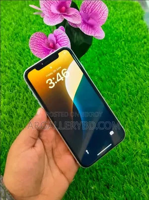 Apple iPhone XR 128 GB White
