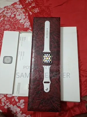 Apple Watch Series 8