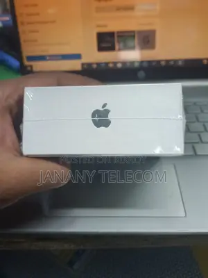 প্রিমিয়াম এয়ারপডস বিক্রির জন্য