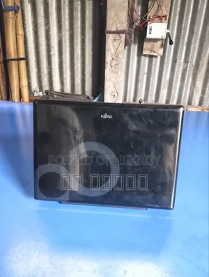 Laptop Fujitsu 4GB eMMC 256GB