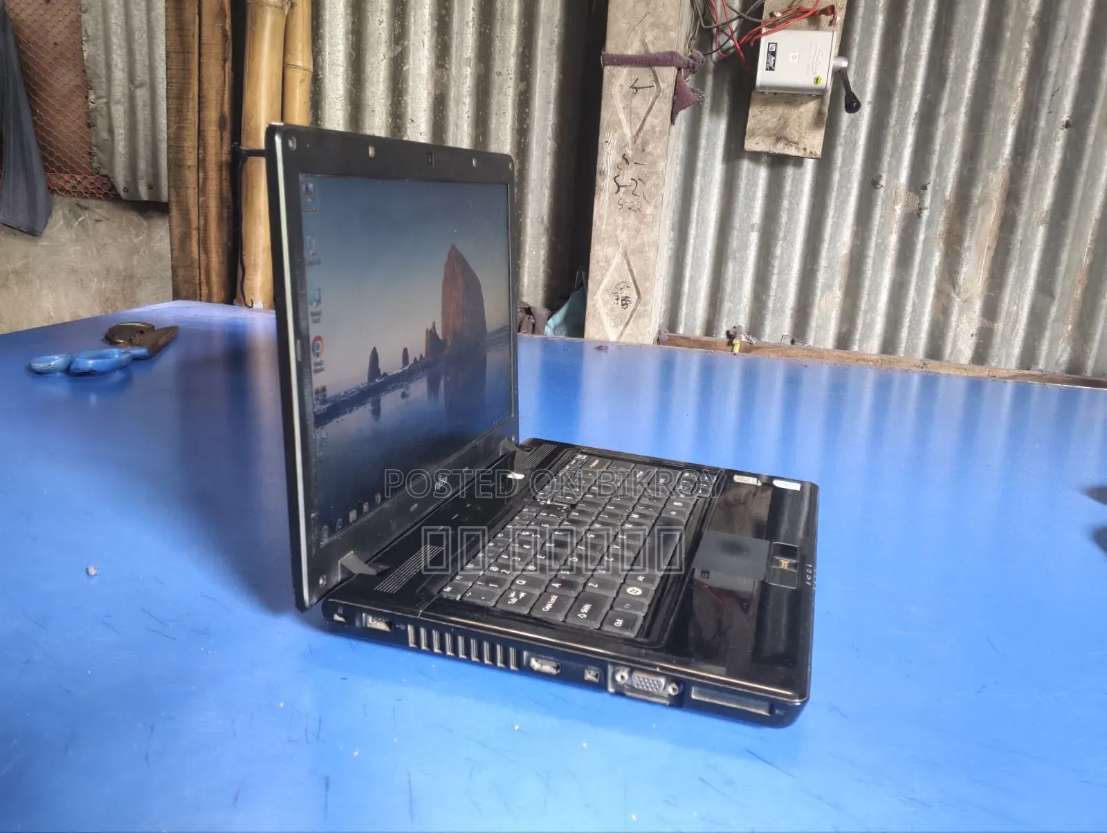 Laptop Fujitsu 4GB eMMC 256GB