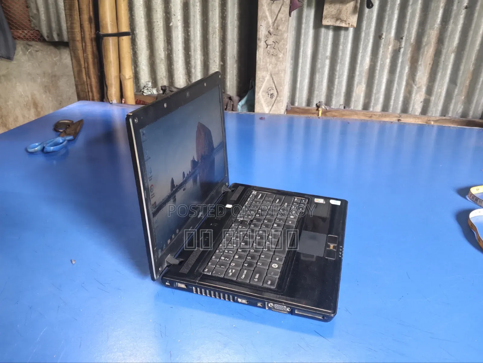 Laptop Fujitsu 4GB eMMC 256GB