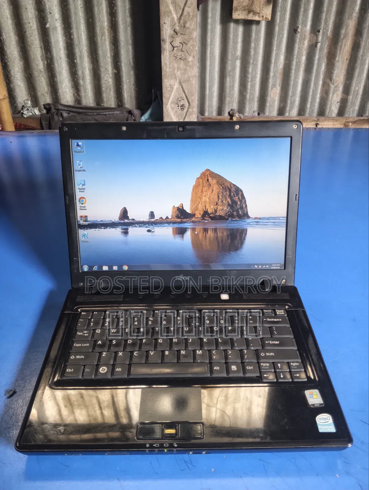 Laptop Fujitsu 4GB eMMC 256GB