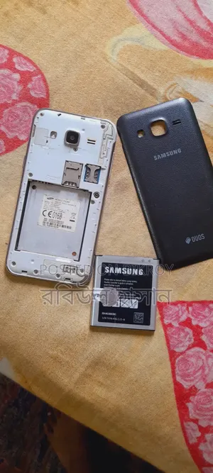 Samsung Galaxy J2 8 GB Black