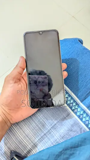 Vivo V23 128 GB