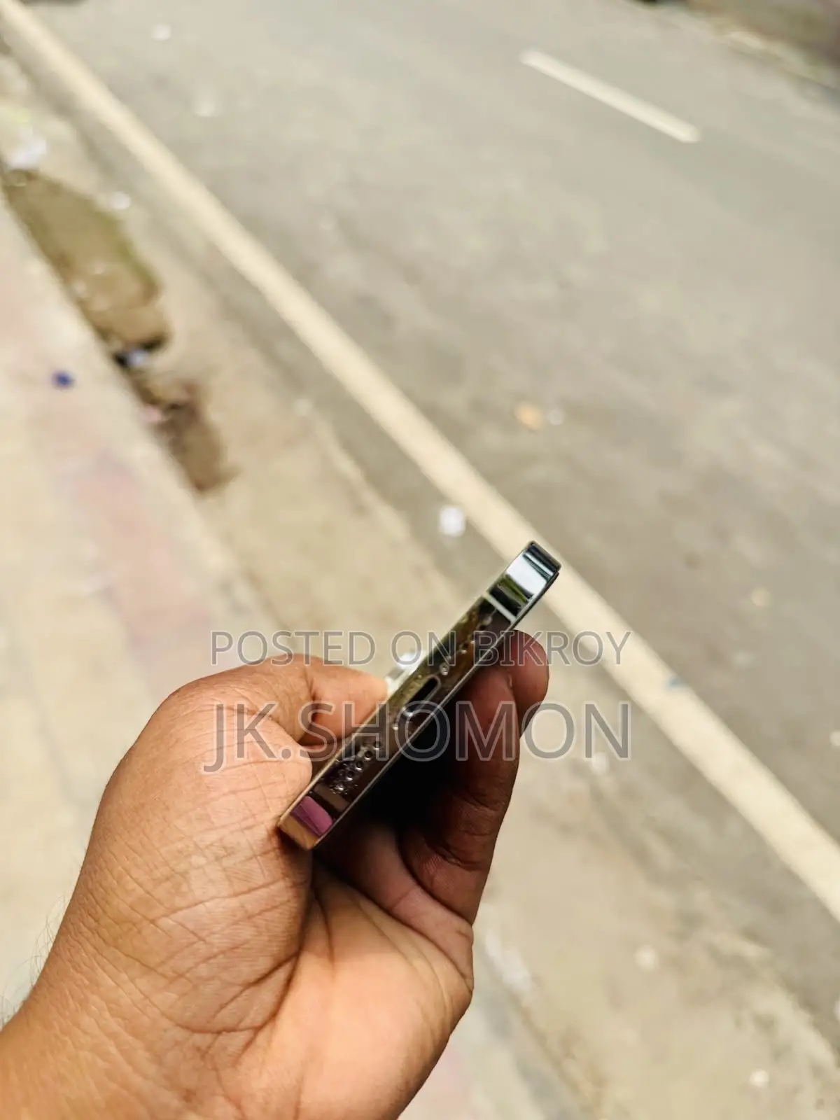 অ্যাপল আইফোন ১৩ প্রো ১২৮ জিবি হোয়াইট