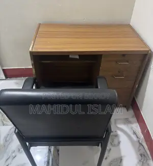 চেয়ারসহ প্রিমিয়াম টেবিল