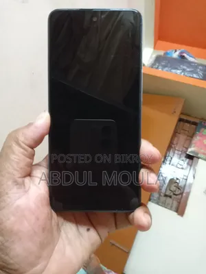 ইনফিনিক্স স্মার্ট ৮ ৬৪ জিবি