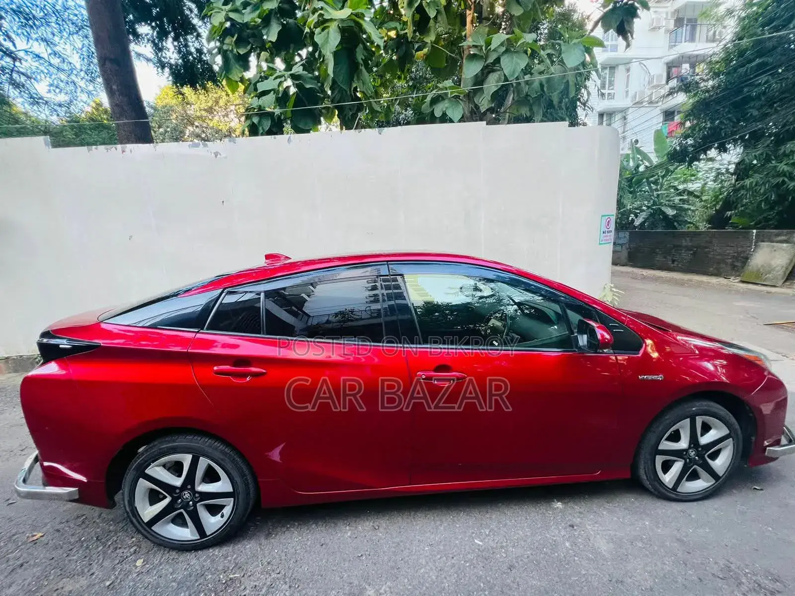 Toyota Prius 2018 Red