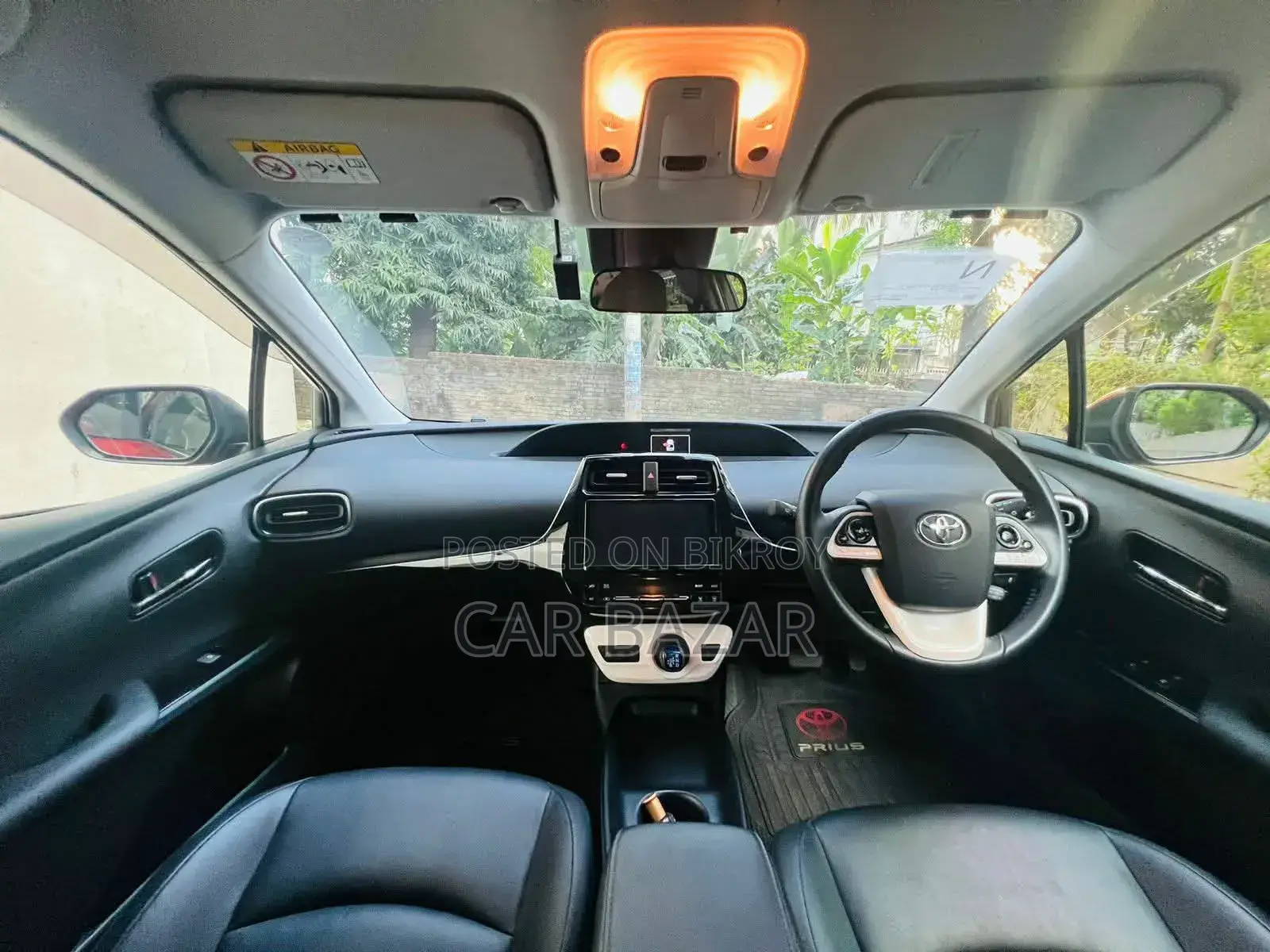 Toyota Prius 2018 Red