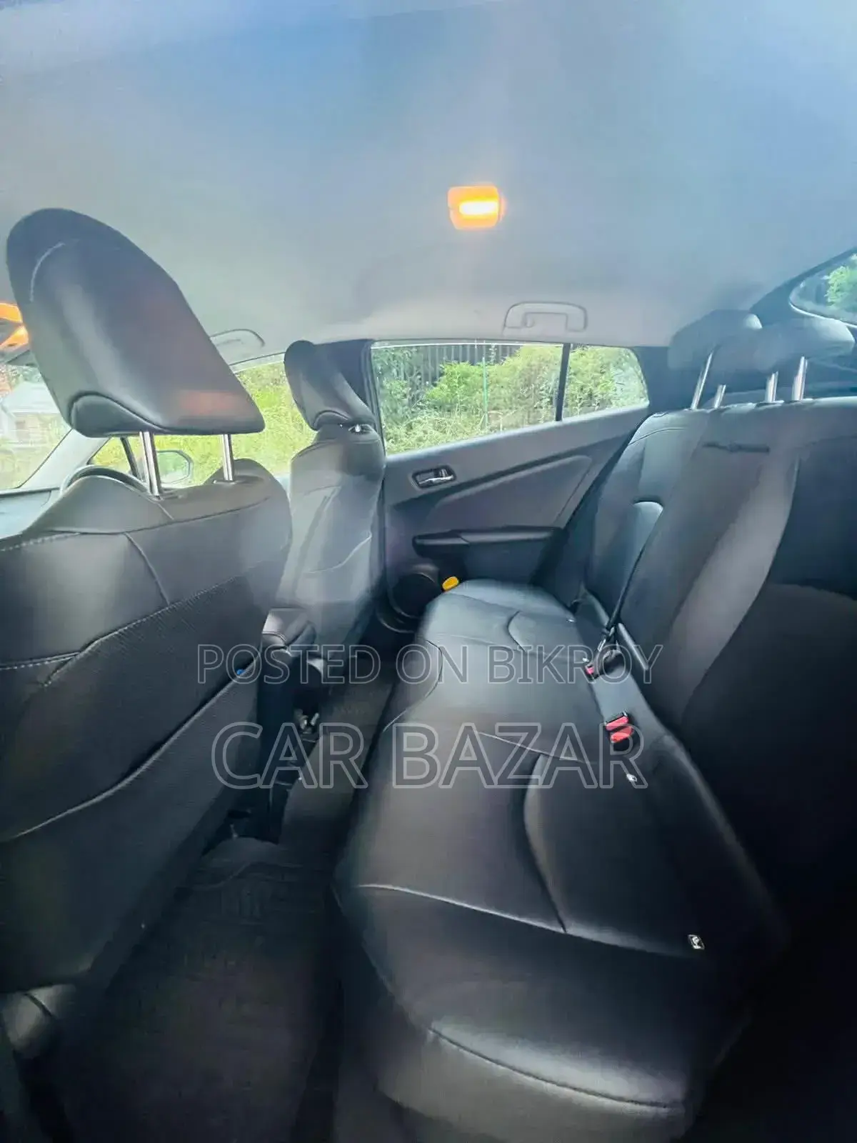 Toyota Prius 2018 Red