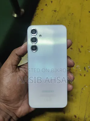 নতুন স্যামসাং গ্যালাক্সি এ২৫ ২৫৬ জিবি সাদা