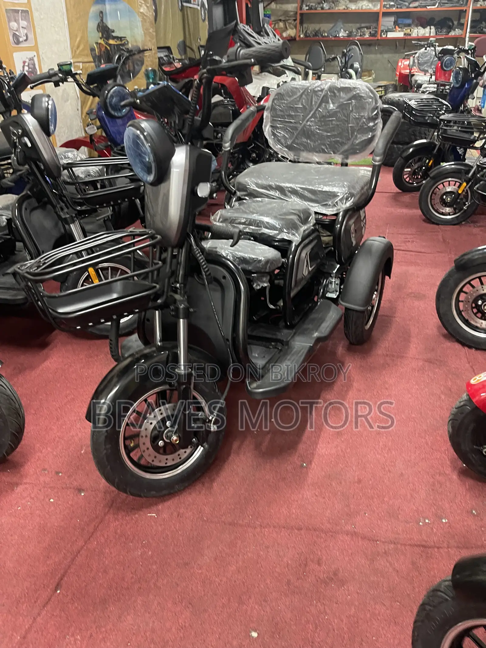 New Suzuki 750 2022 Beige