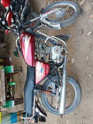 বাজাজ বক্সার ২০০৮ রেড