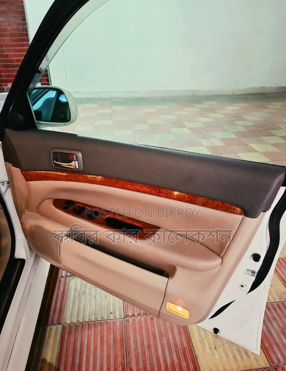 টয়োটা মার্ক ২ ২০০৪ সাদা