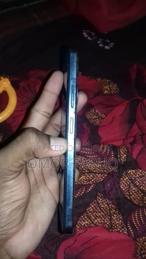 Infinix Smart 8 64 GB Blue