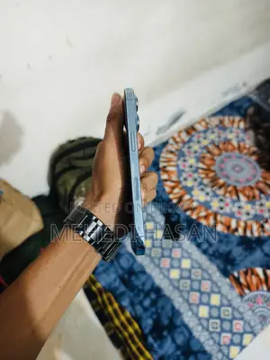 অ্যাপল আইফোন ১৩ প্রো ১২৮ জিবি ব্লু