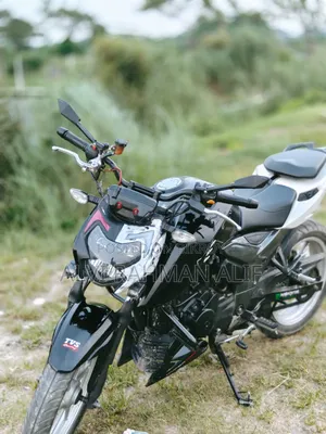 New TVS Apache 160 4V 2024 Black